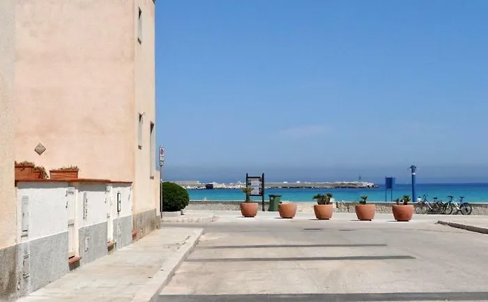 Sul Lungo Mare Posizione Unica